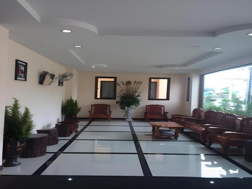 V.R.Mansion Hotel Фаталунг Екстериор снимка